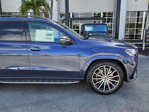 2025 Mercedes-Benz GLS 450 4MATIC