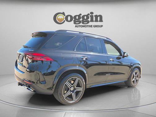 Obsidian Black Metallic 2026 Mercedes-Benz GLE 450 4MATIC