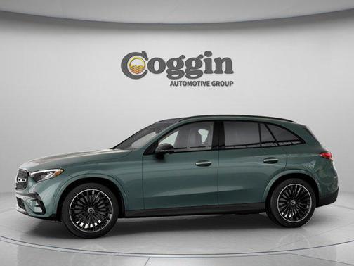 Verde Silver Metallic 2026 Mercedes-Benz GLC 300 Base