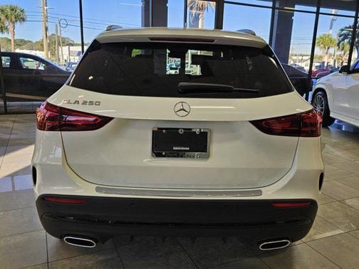 2025 Mercedes-Benz GLA 250 Base