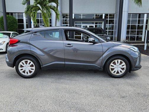 2020 Toyota C-HR LE