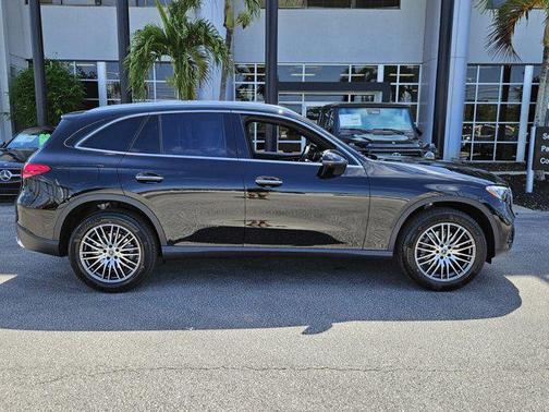 2025 Mercedes-Benz GLC 300 Base