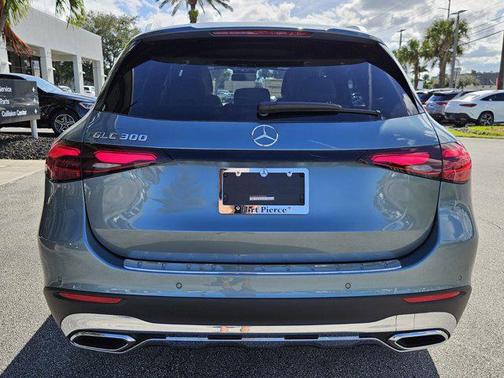 2026 Mercedes-Benz GLC 300 Base