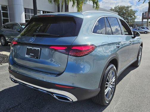 2026 Mercedes-Benz GLC 300 Base