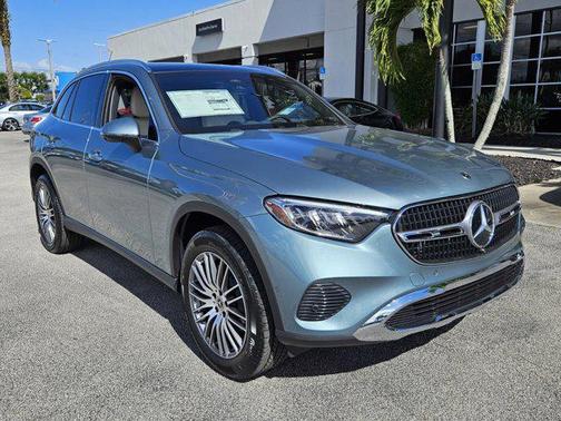 2026 Mercedes-Benz GLC 300 Base