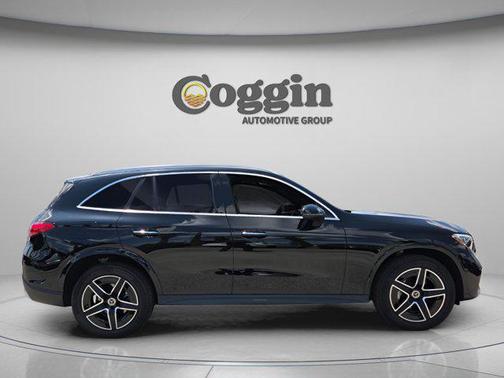 Black 2026 Mercedes-Benz GLC 300 Base