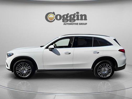 2026 Mercedes-Benz GLC 300 Base