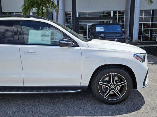 2025 Mercedes-Benz GLE 450e 4MATIC