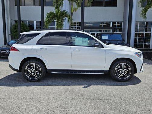 2025 Mercedes-Benz GLE 450e 4MATIC