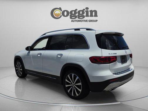 Polar White 2022 Mercedes-Benz GLB 250 Base