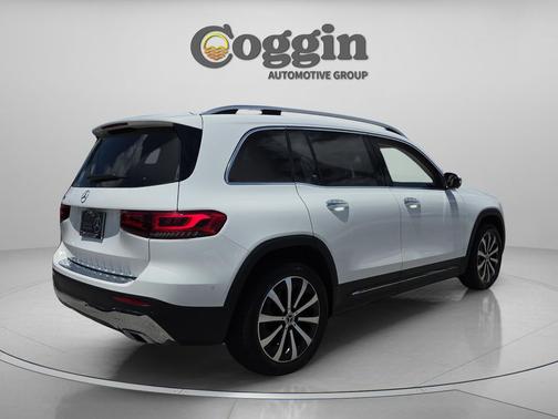 Polar White 2022 Mercedes-Benz GLB 250 Base
