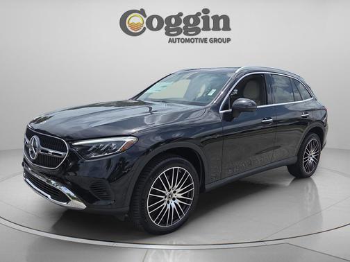 Black 2026 Mercedes-Benz GLC 300 Base
