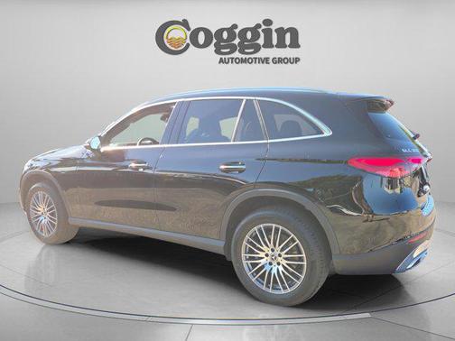 2026 Mercedes-Benz GLC 300 Base