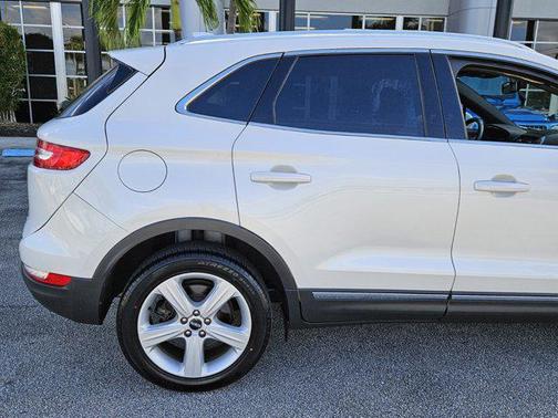 2016 Lincoln MKC Premier