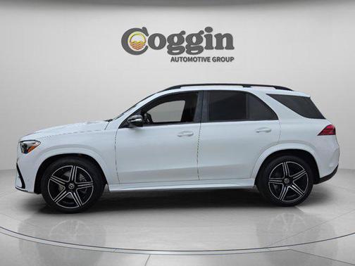 MANUFAKTUR Moonlight White Metallic 2026 Mercedes-Benz GLE 450 4MATIC