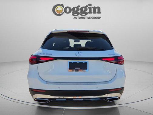 2026 Mercedes-Benz GLC 300 4MATIC