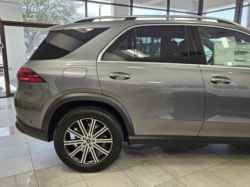 2025 Mercedes-Benz GLE 450e 4MATIC