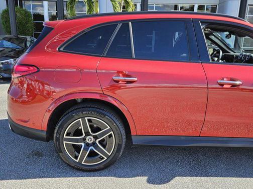 2023 Mercedes-Benz GLC 300 4MATIC