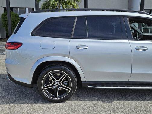 2025 Mercedes-Benz GLS 450 4MATIC