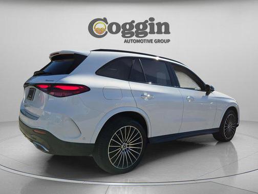 2026 Mercedes-Benz GLC 300 4MATIC