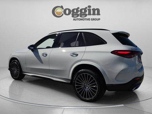 2026 Mercedes-Benz GLC 300 4MATIC
