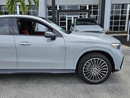 2025 Mercedes-Benz GLC 300 4MATIC Coupe
