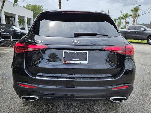 2025 Mercedes-Benz GLC 300 Base