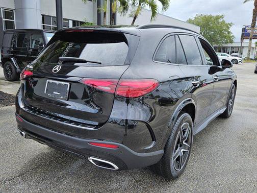 2025 Mercedes-Benz GLC 300 Base