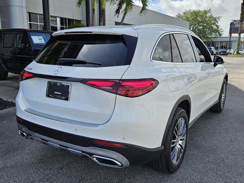 2025 Mercedes-Benz GLC 300 Base