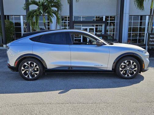 2021 Ford Mustang Mach-E Premium