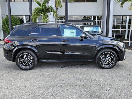 2025 Mercedes-Benz GLE 450e 4MATIC