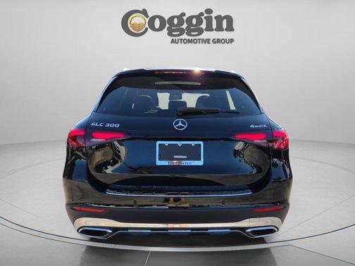 2026 Mercedes-Benz GLC 300 4MATIC