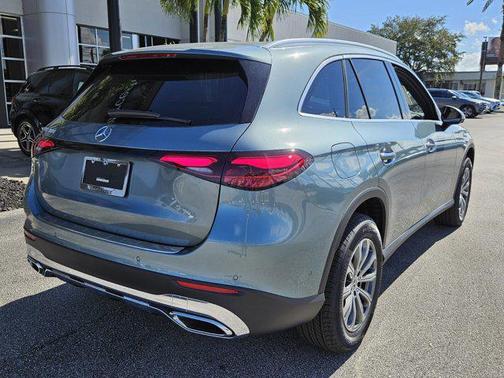 2026 Mercedes-Benz GLC 300 Base