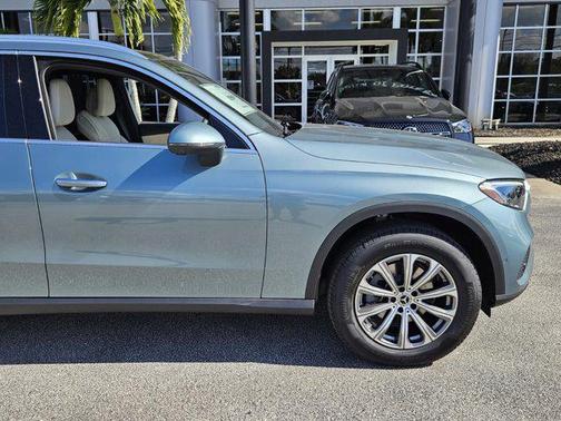 2026 Mercedes-Benz GLC 300 Base