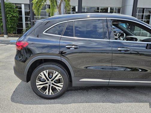 2025 Mercedes-Benz GLA 250 Base