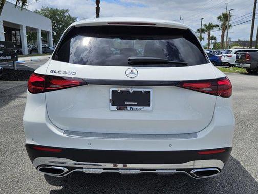2025 Mercedes-Benz GLC 300 Base