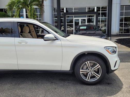 2020 Mercedes-Benz GLC 300 4MATIC