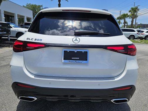 2025 Mercedes-Benz GLC 300 Base