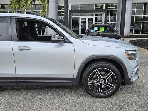 2025 Mercedes-Benz GLB 250 Base