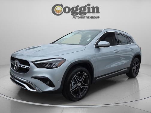 Cirrus Silver Metallic 2026 Mercedes-Benz GLA 250 Base