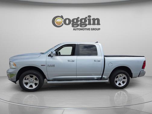 Bright Silver Metallic Clearcoat 2018 RAM 1500 Lone Star