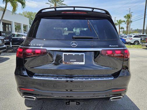 2025 Mercedes-Benz GLS 580 4MATIC