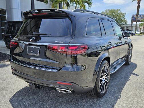 2025 Mercedes-Benz GLS 580 4MATIC