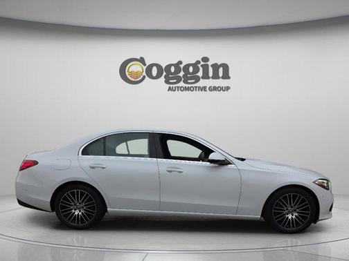 MANUFAKTUR Moonlight White Metallic 2026 Mercedes-Benz C-Class C 300 4MATIC