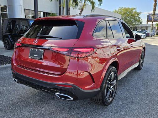 2025 Mercedes-Benz GLC 300 Base