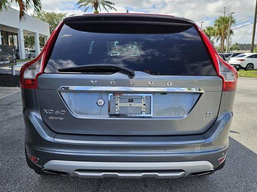 2017 Volvo XC60 T6 Dynamic