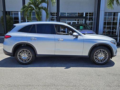 2026 Mercedes-Benz GLC 300 Base