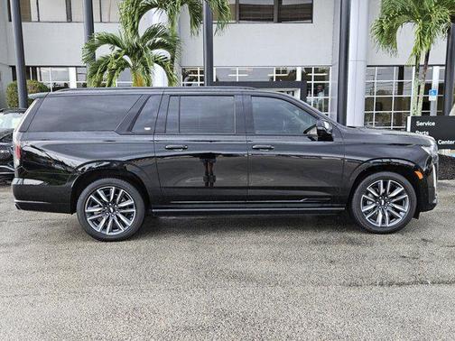 2023 Cadillac Escalade ESV Sport Platinum
