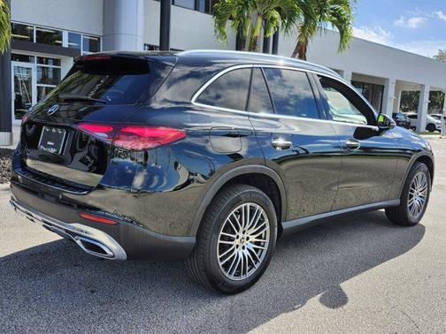 2025 Mercedes-Benz GLC 300 Base