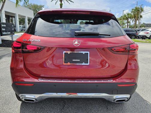 2026 Mercedes-Benz GLA 250 Base